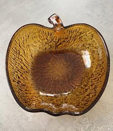 Ciotola a forma di mela in vetro marrone vintage