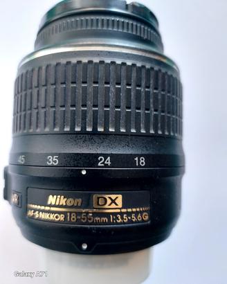 obiettivo  Nicon 18 - 55