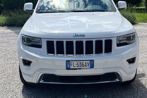 Grand Cherokee Overland 2016