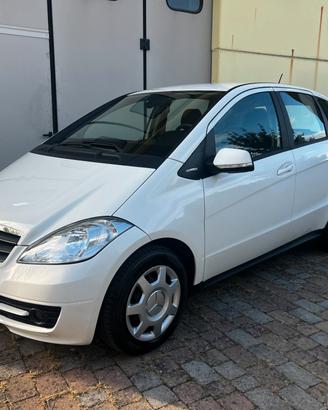 Mercedes-benz A 160 BlueEFFICIENCY