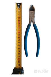 Tronchesi a taglio laterale