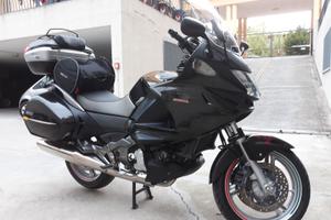 Honda 700 deauville