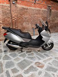 Scooter 200 aprlia
