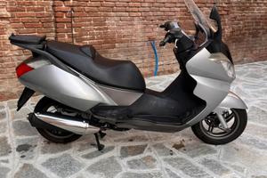 Scooter 200 aprlia