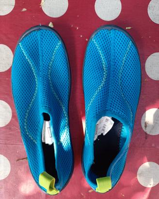 Aquashoes decathlon o scarpette scoglio 32/33