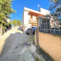 5 LOCALI A MARCELLINA