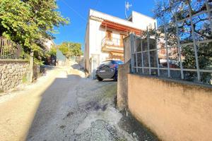 5 LOCALI A MARCELLINA