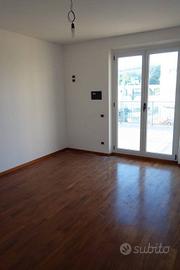 Locale commerciale artigianale uffici - Por...