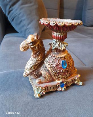 Pezzo decorativo vintage