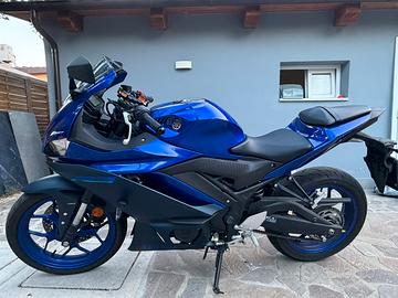 Yamaha YZF-R3-2023