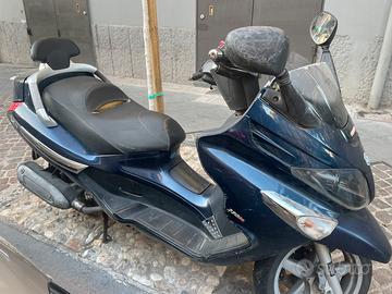 Piaggio Xevo 250