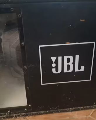 subwoofer jbl+2 amplificatori crunch