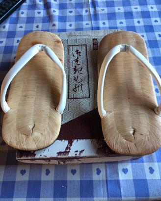 Sandali originali giapponesi