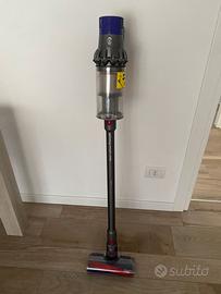 Dyson v10