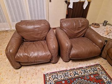 divano e poltrone in pelle Busnelli 