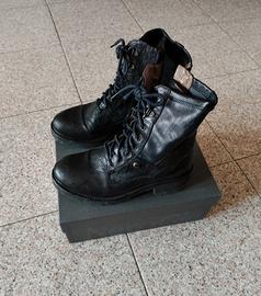 Anfibi Nero Giardini