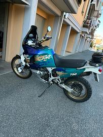Honda Afrika Twin