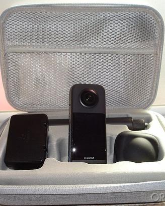 Actioncam Insta360 X3 accessori extra opzionali