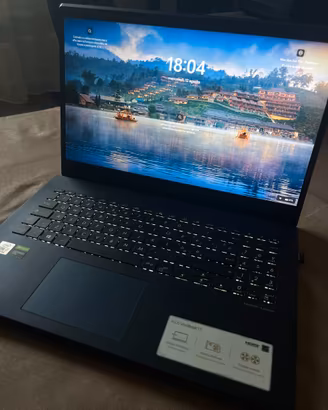 ASUS VivoBook 15 i7 / 16GB RAM / GTX 1650 / 1,5TB
