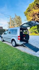 Volkswagen Caddy 1.6 TDI trasporto e guida Disabil