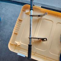 poggiapiedi zincato per vespa.