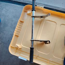 poggiapiedi zincato per vespa.