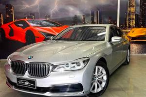 bmw 750xdrive efficient dynamic carbon core 