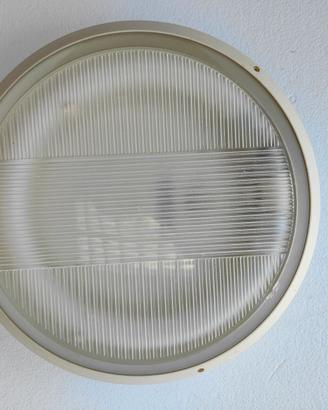 Lampadario con neon rotondo