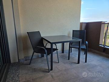 tavolo con 4 sedie