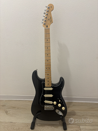 Fender Stratocaster Player SSS Black Strat