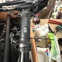 Reggisella dt swiss 232 one 27,2 mm