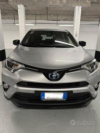 TOYOTA RAV4 4ª serie - 2018