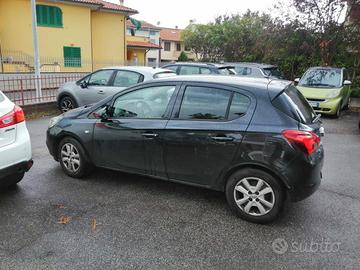 OPEL Corsa 1.2 5 porte Cosmo