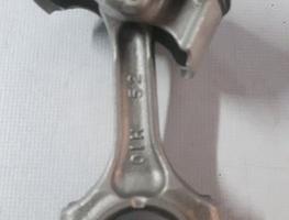 Pistone e biella SUZUKI GSXR 600 K8 L0