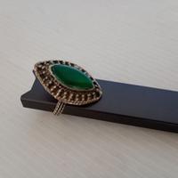 Anello Art Deco Vintage in Argento con gemma ovale