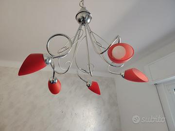 Lampadario Rosso 5 fuochi.