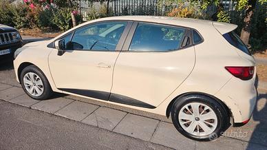 Renault Clio 1.5 dCi 75cv S&S 2016 NAVIGATORE