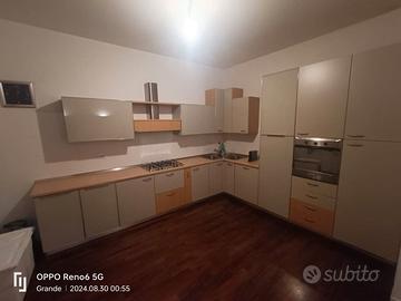 CUCINA AD ANGOLO SIRA