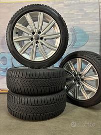 245/45R19 102V Gomme e Cerchi originali Audi