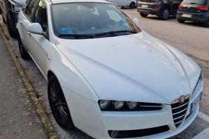 Alfa Romeo 159 JTD station wagon exclusive