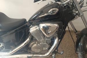 Shadow VT Honda 600 CD deluxe