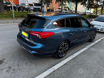 FORD Focus 1.0 EcoBoost 125 CV SW ST-Line