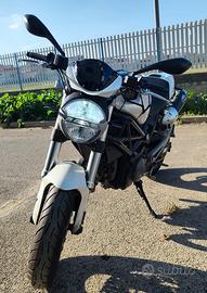 ducato Monster 696 +