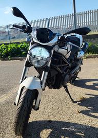 ducato Monster 696 +