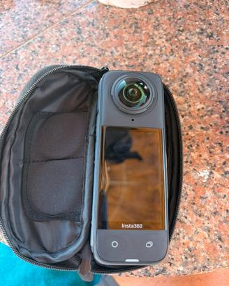 Insta 360 X4
