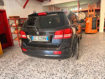 CHRYSLER LLC DODGE JOURNEY - 2000 Diesel, Nera