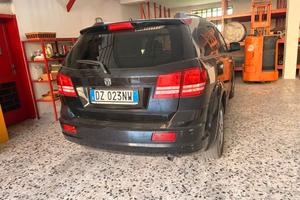CHRYSLER LLC DODGE JOURNEY - 2000 Diesel, Nera