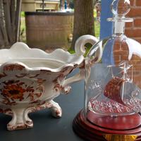 2 soprammobile: ceramica Bassano+ nave in bottigli