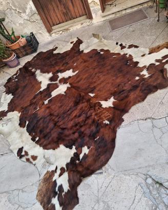 Tappeto in vera pelle bovina conciata