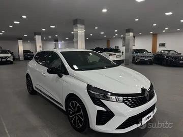 Renault Clio TCe 90 CV 5 porte Techno
